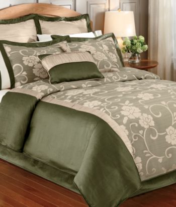 Greta 24-Piece Bedding Ensemble in Sage by LivingQuarters