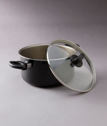 Farberware® Affiniti 4.75-Quart Covered Dutch Oven