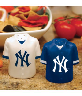Memory Company Gameday Salt & Pepper Shakers-New York Yankees