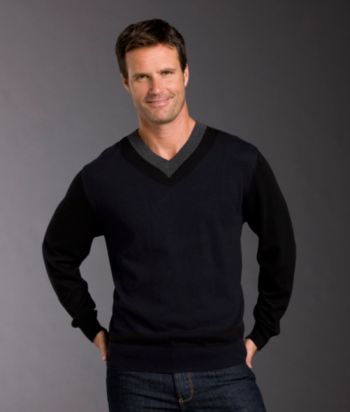 Kenneth Roberts Platinum® Men's V-Neck Sweater - Midnight Navy