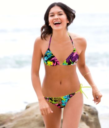 Raisins™ Juniors' Reversible Floral Triangle Top & String Bikini Swimwear Bottoms - Electric Black
