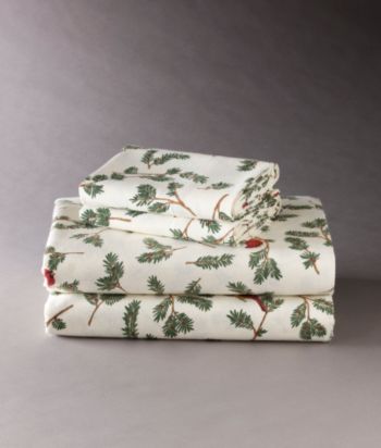 Cardinal Print Flannel Sheet Set by LivingQuarters