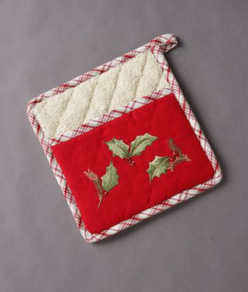 Lenox® Holly Plaid Pot Mitt