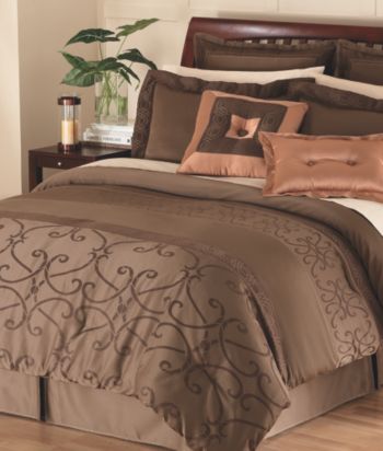 Regean 12-Piece Bedding Ensemble by LivingQuarters