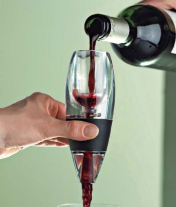 The Wine Enthusiast Vinturi Red Wine Aerator is clearly on the cutting edge of aeration design.