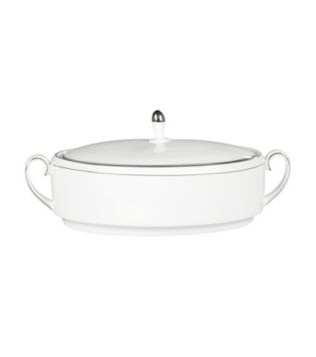 Vera Wang® Blanc Sur Blanc Covered Vegetable Bowl