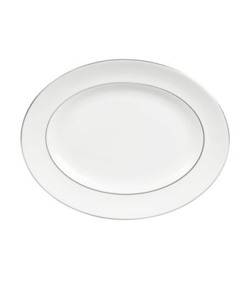 Vera Wang® Blanc Sur Blanc Medium Platter