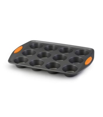 Rachael Ray® Bakeware Oven Lovin'™ 12-cup Muffin Pan