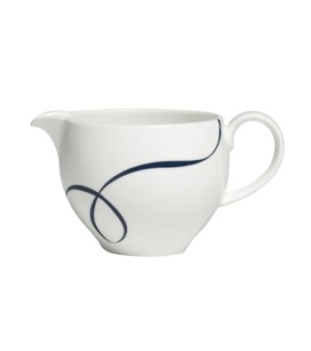 Vera Wang® Glisse Creamer
