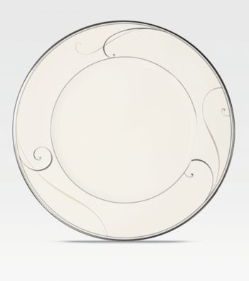 Noritake Platinum Wave Dinner Plate