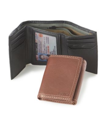 Levi's® Men's Leather Trifold Wallet