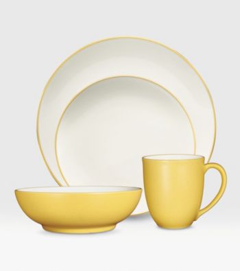 Noritake Colorwave Coupe Mustard 4-pc. Place Setting