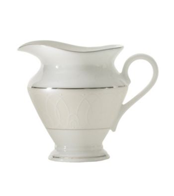 Waterford® Ballet Icing Pearl™ Creamer