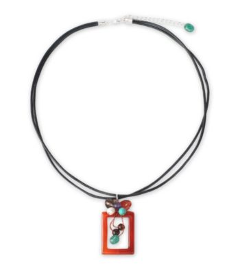 NOVICA 