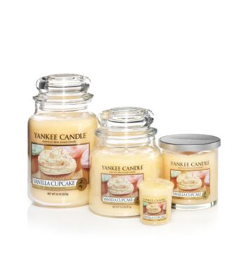 Yankee Candle® Housewarmer® Candle - Vanilla Cupcake