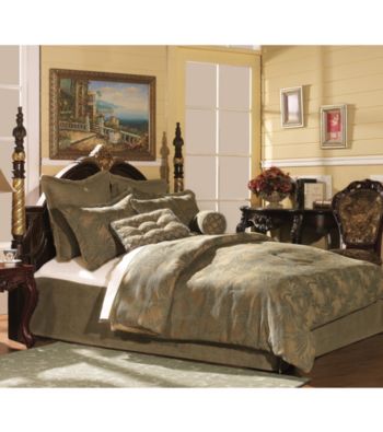 Palm Leaf Bedding Collection by Chelsea Frank®