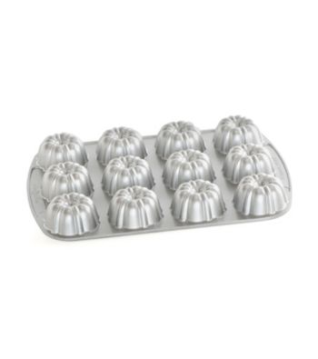 Nordic Ware® Pro Cast Bundt Brownie Pan