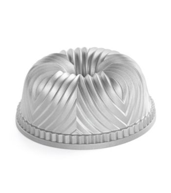 Nordic Ware® Pro Cast Bavaria Bundt Pan