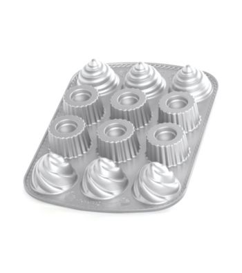 Nordic Ware® Pro Cast Filled Cupcakes Pan