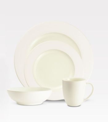 Noritake Colorwave Rim White 4-pc. Place Setting