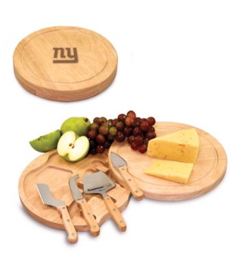 Picnic Time® NFL® Circo Cutting Board - New York Giants Engraved