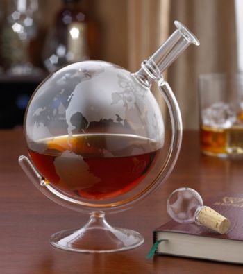 Wine Enthusiast Etched Globe Spirits Decanter