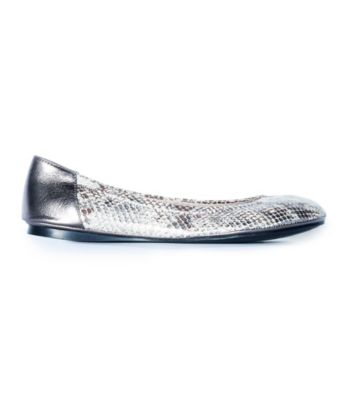 Vince Camuto® 