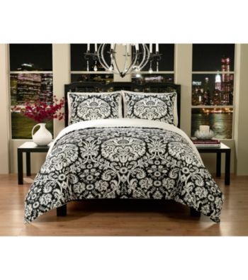 Damask Duvet Set by m.style™