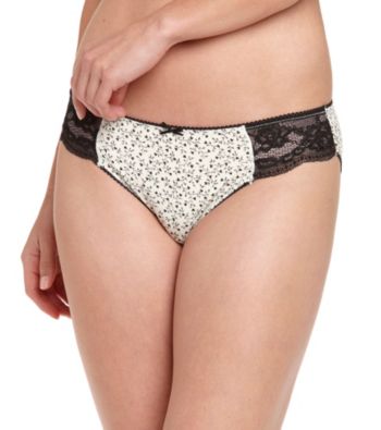 Zoe & Bella @ BT Lace Bikini Briefs - Heart Vine