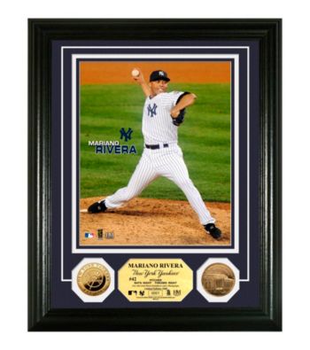 Highland Mint MLB® New York Yankees Mariano Rivera 24KT Gold Coin Photo Mint