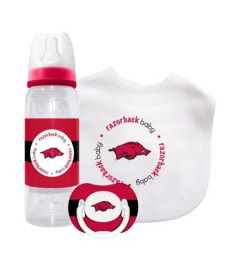 TNT Media Group University of Arkansas Razorbacks Baby Gift Set