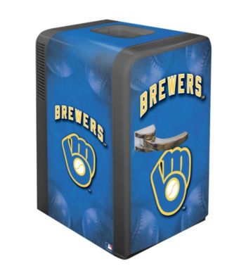 Boelter Brands Milwaukee Brewers Retro Portable Party Fridge