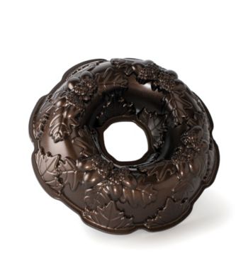 Nordic Ware® Autumn Wreath Bundt Pan