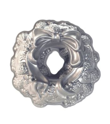 Nordic Ware® Holiday Wreath Bundt Pan