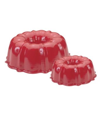 Nordic Ware® 6 and 12 Cup Bundt Pan Set