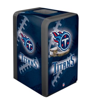 Boelter Brands Tennessee Titans Portable Party Fridge