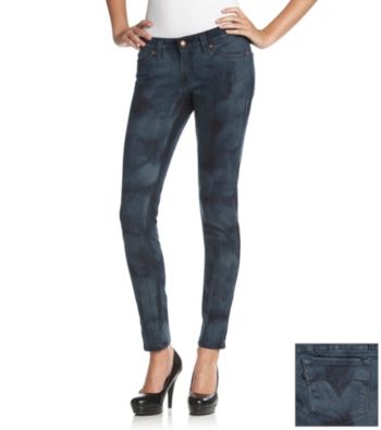 Levi's® Juniors' Denim Curve Skinny Jeans