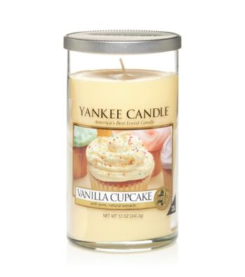 Yankee Candle® Perfect Pillar Vanilla Cupcake Candle