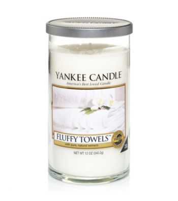 Yankee Candle® Perfect Pillar Fluffy Towels Candle