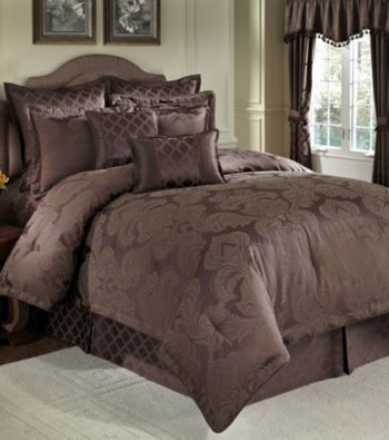 Nouvelle 4-pc. Comforter Set by Veratex®