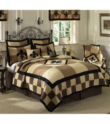 Fleur de Lis Patchwork Quilt Collection by Donna Sharp®