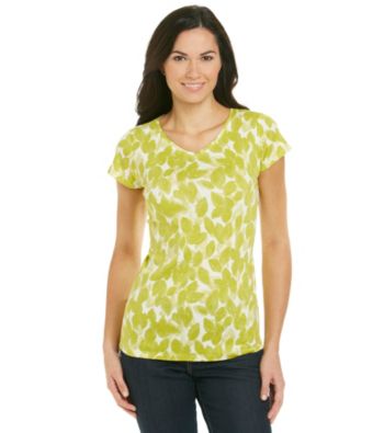 Relativity® Petites' Printed V-Neck Tee