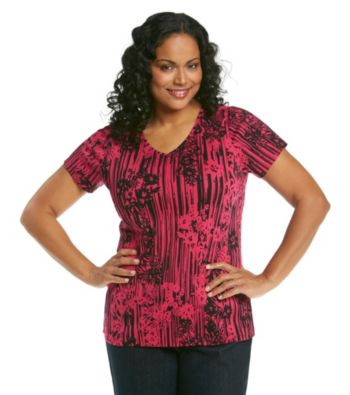 Relativity® Plus Size Printed V-Neck Tee