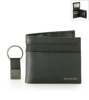 Calvin Klein Men's Black L-Fold Passcase with Key Fob