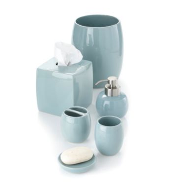 J. Queen New York Hudson Aqua Bath Collection
