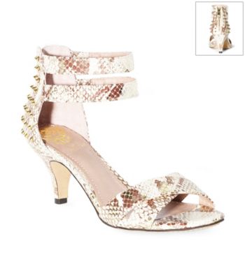 Vince Camuto® 