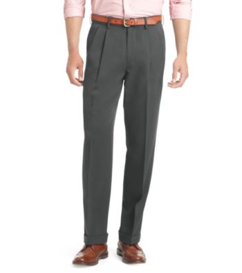 Izod Men's Big & Tall Classic Fit Pleated Ultimate Travel Pant