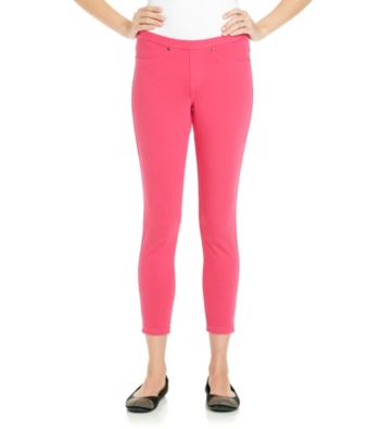 HUE® Raspberry Twill Skimmer Leggings