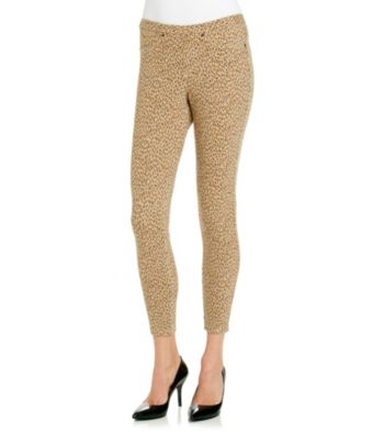 HUE® Chino Twill Printed Skimmer Leggings
