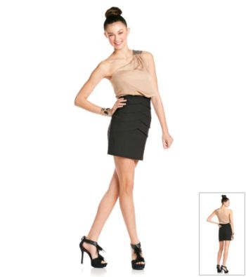 Bee Darlin' Juniors' Black and Tan Layered Look